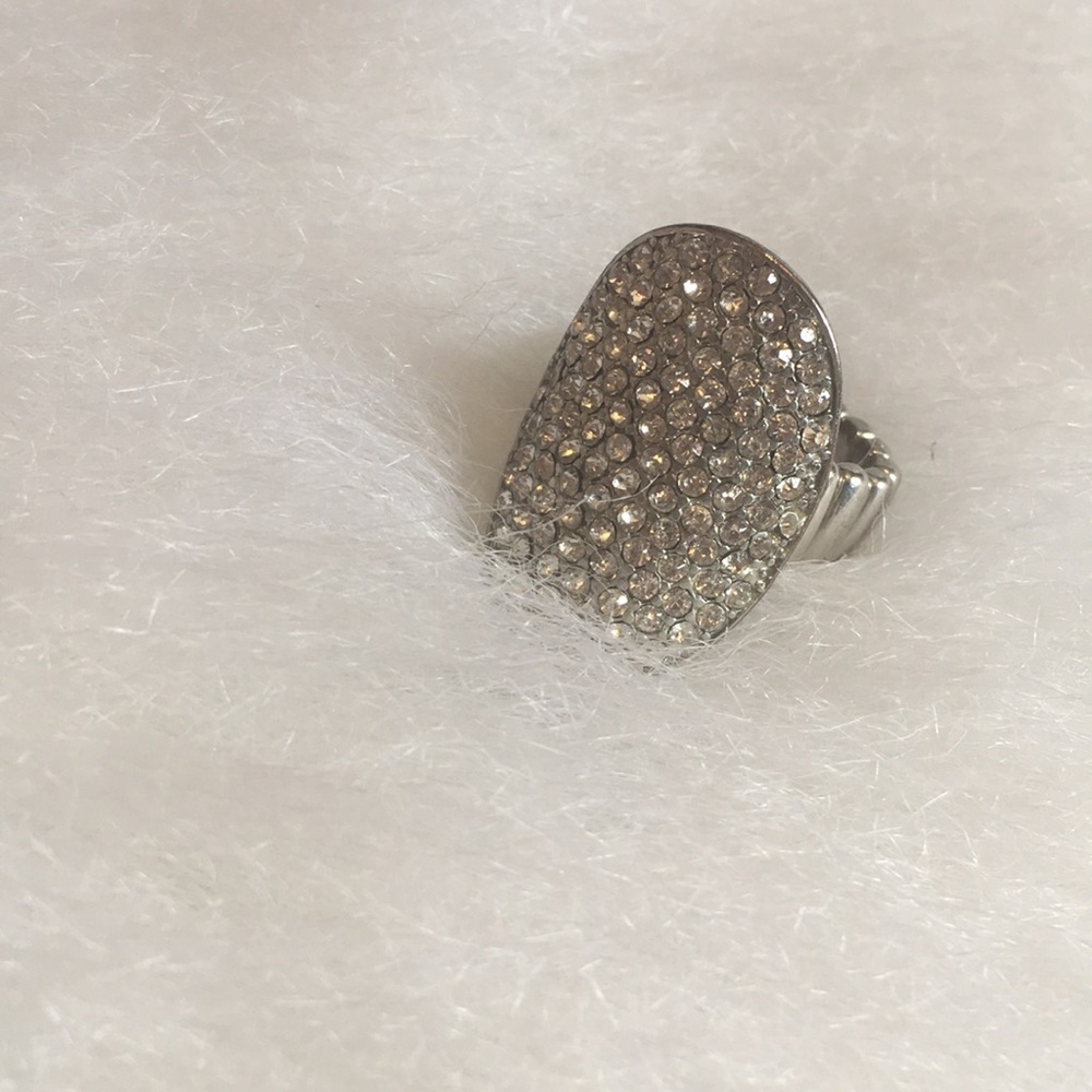 SILVER RING!! - Picture 2 of 2